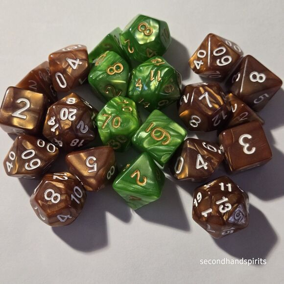 DICE SETS - DnD - DUNGEONS & DRAGONS - Brown And Green 3 Sets Total - Picture 2 of 3
